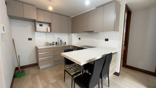 Depto En Arriendo En Exclusivo Condómino 2d+2b+estc
