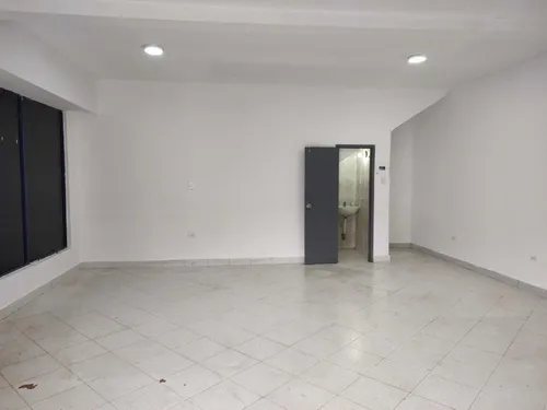 *arriendo Espectacular Local Comercial*