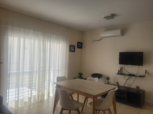 Imagen 2 de 12 de Alquiler Departamento Con Cochera Techada En Mendoza Zona Residencial Y Centro De Mendoza