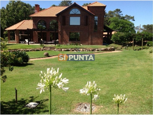 Imagen 2 de 30 de Exclusiva Casa En Laguna De Diario, Primera Calidad!! Pinares, Punta Del Este