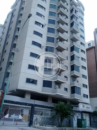 Venta De Amplio Apartamento Res City Gold Urb Base Aragua 16js