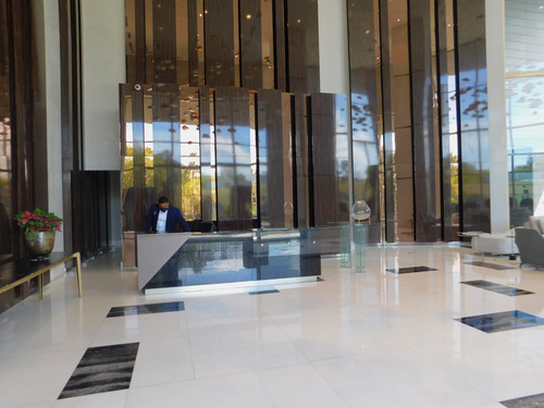 Apartamento En Venta En Los Cacicazgos Frente Al Parque Mirador Sur, La Zona Más Exclusiva De Santo Domingo, Republica Dominicana. Av.anacaona.