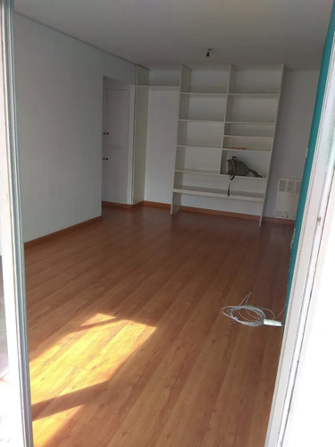 Imagen 3 de 11 de Imperdible Apto 1 Dormitorio, Amplio Patio, Centro!!