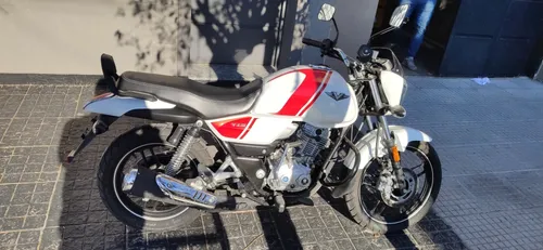 Rouser v15 on sale