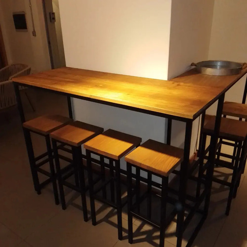 Mesa Y 4 Bancos En Hierro Y Madera