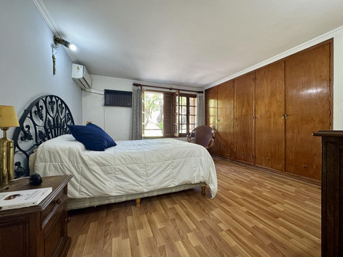 Casa En Venta 3 Dormitorios En Lourdes Rosario