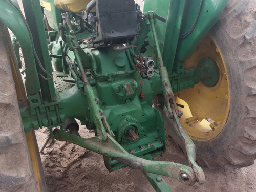 Imagen 4 de 6 de Tractor John Deere 940 Con Tres Puntos.