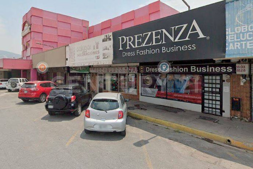 Local En Venta Plaza Comercial Sobre Av. Fidel Velazquez, Monterrer N.l.