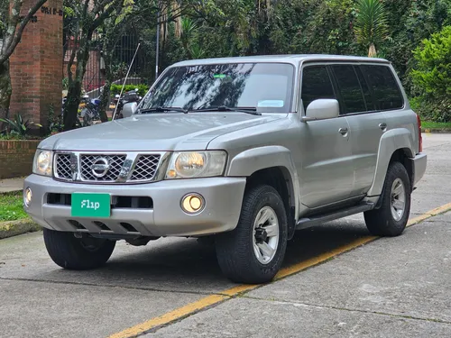Nissan Patrol 4.8 Y61 Grx