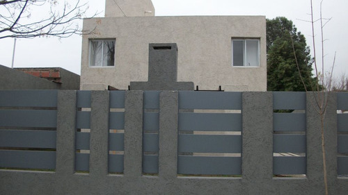 Villa Allende Centro En Housing , Alquiler 2 Dormitorios. Asador. Gas Natural