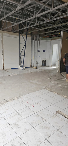 Se Vende Sitio Lugar Estratégico Para Comercio