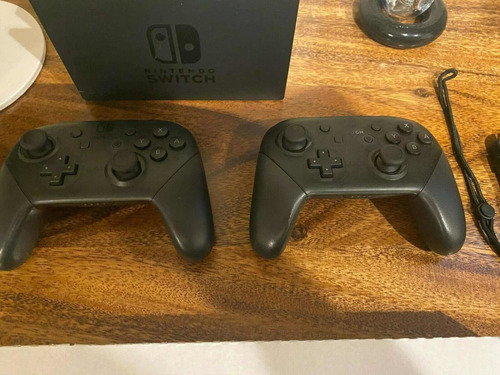 Imagen 4 de 7 de Nintendo Switch Console