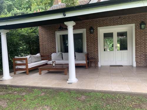 Casa En Venta En Martindale, Pilar