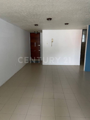 Departamento En Venta En Galerías Coapa