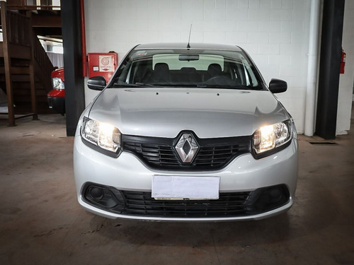 Imagen 2 de 17 de Renault Logan 2019 1.6 Authentique 85cv