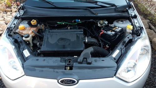 Imagem 2 de 5 de Ford Fiesta 2014 1.0 Rocam Se Flex 5p