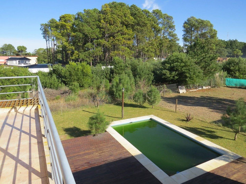 Imagen 25 de 30 de Casa-venta-pinamar-uade-calidad Edilicia-4 Dormitorios + Play-gas Natural-cloacas