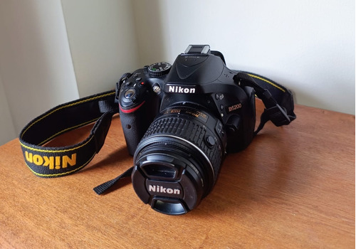  Nikon Kit D5200 + Lente 18-55mm Vr Dslr  + Funda 