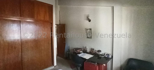 Imagen 14 de 22 de Mayerling Gonzalez Bm Vende Casa En Alto Prado Mls #22-29062