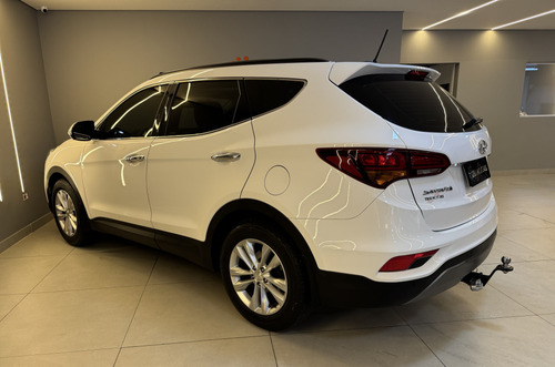 Hyundai Santa Fe 3.3 MPFI 4X4 7 LUGARES V6 270CV GASOLINA 4P AUTOMÁTICO