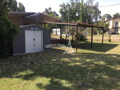 2 Casas En En 2 Terrenos- Ref: 3456