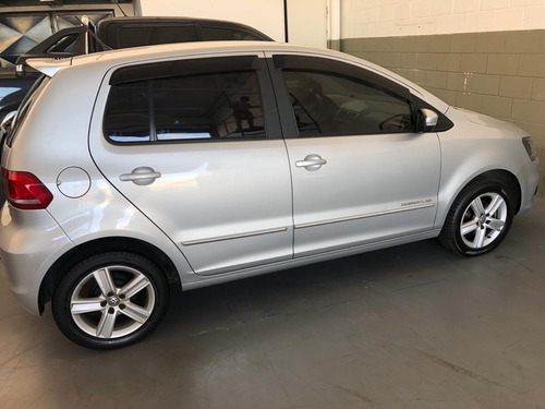 Imagem 2 de 7 de Volkswagen Fox 2016 1.6 Comfortline Total Flex 5p