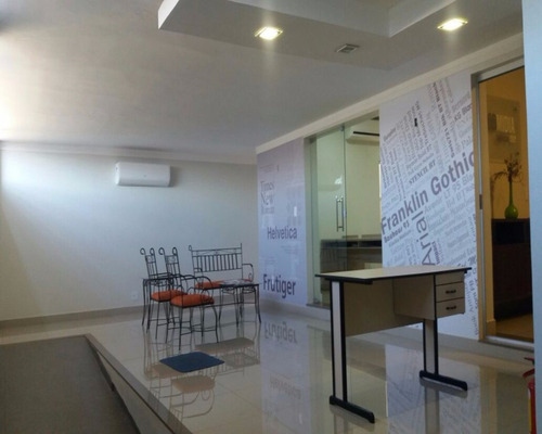 Excelente Imóvel Comercial A 1 Quadra Da Avenida Meira Junior, Localização De Fácil Acesso, Próximo A Farmácias, Mercados, Padarias, Postos De Combustível, Conveniências, Bancos... - Ca00246 - 4527570