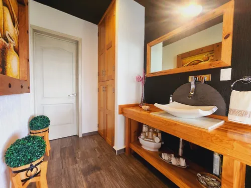 Venta Casa Jacarandas Con Alberca, Enorme Jardín, Amueblada, Equipada, Vistas Espectaculares Con Todos Los Servicios En Fracc Rancho San Diego Ixtapan De La Sal Edomex