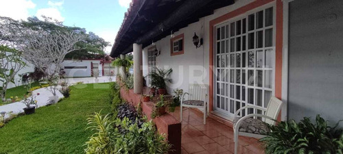 Venta De Casa De Campo En Conkal