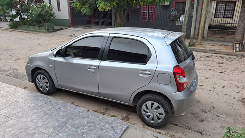 Toyota Etios 1.5 Xs