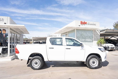 Toyota Hilux 2.4 Dc 4x2 Tdi Dx L21 2023