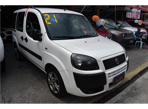 Imagem 3 de 15 de Fiat Doblo 1.8 Mpi Essence 7l 16v Flex 4p Manual