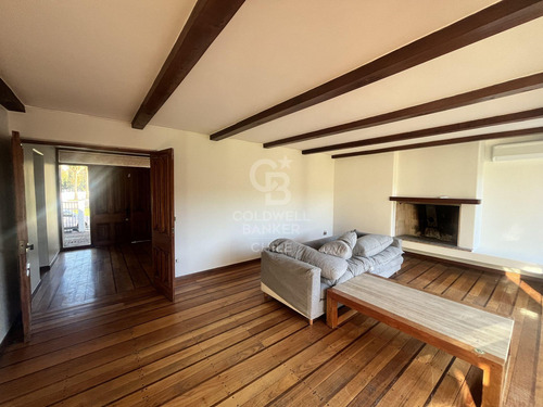 Casa Cercana A Colegios En Lo Barnechea