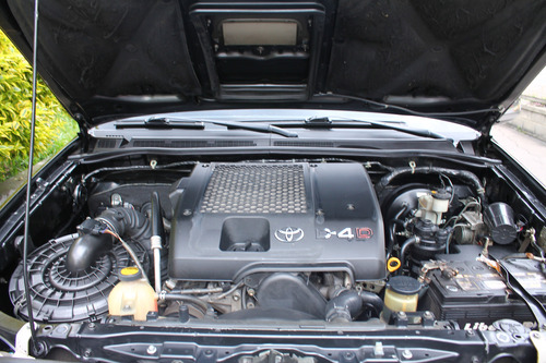 Toyota Fortuner 3.0 Sr5 Diésel 4x4 At