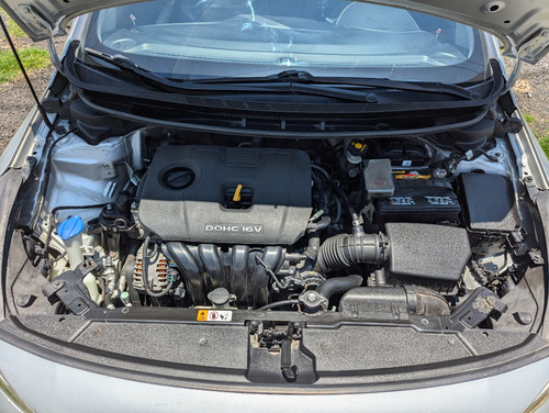 Kia Forte 2.0 Ex At