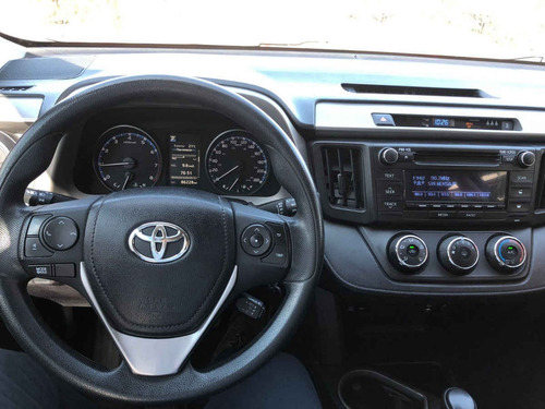 Imagen 12 de 14 de Toyota Rav4 2017 5p Le L4/2.5 Aut