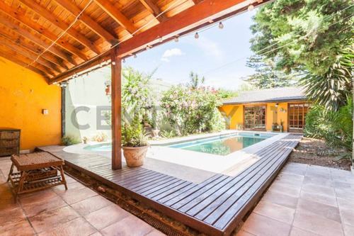 Venta De Casa 5 Ambientes En Lanús Este