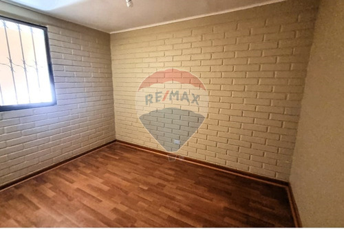 Casa Recién Remodelada Pasaje Cerrado