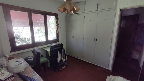Casa 6 Amb. En Barrio El Cortijo, Malvinas Arg.