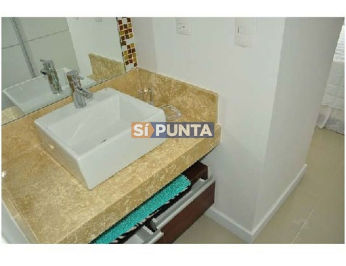 Imagen 5 de 24 de Apartamento En Brava, 2 Dormitorios *