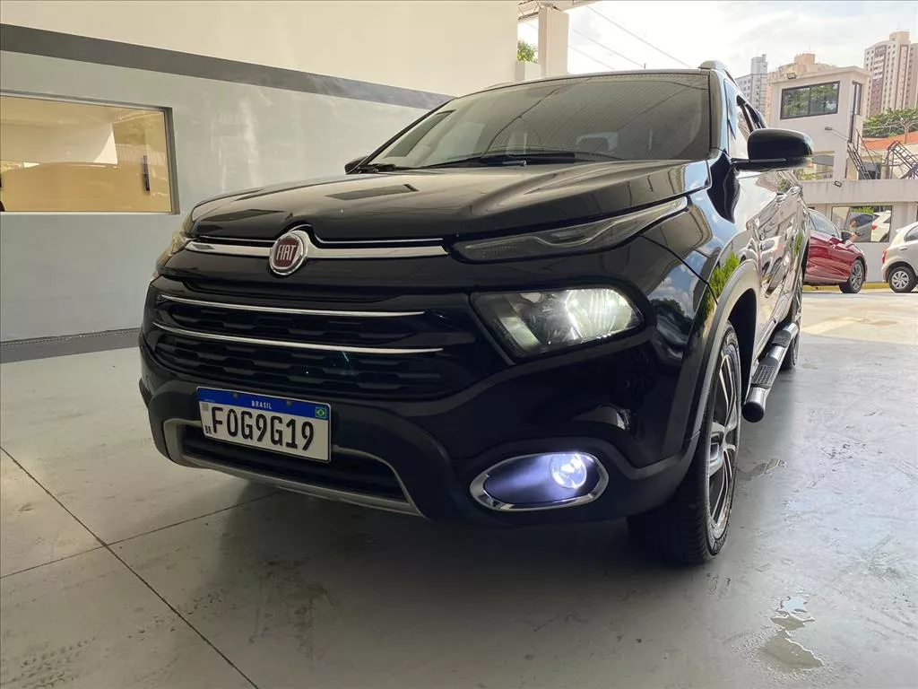 Fiat Toro 2.0 16V TURBO DIESEL VOLCANO 4WD AT9