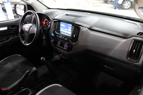 Imagem 6 de 14 de Chevrolet S10 2.5 Advantage 4x2 Cd 16v 2017
