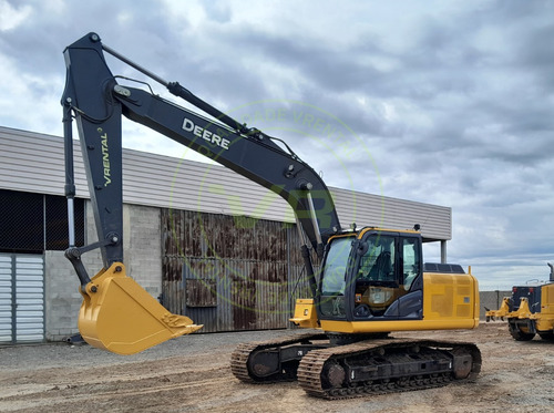 Escavadeira Hidráulica John Deere 200g Ano 2022 Com 2.472 H
