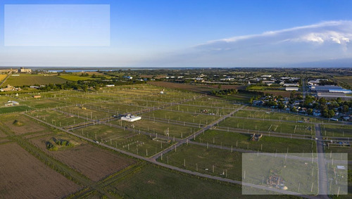 Imagen 10 de 17 de Ecopueblo - 243 M2 Avenida