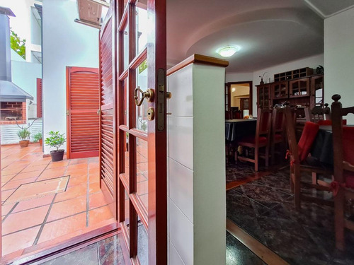 Imagen 25 de 30 de Casa En Venta De 3 Dormitorios En La Plata.