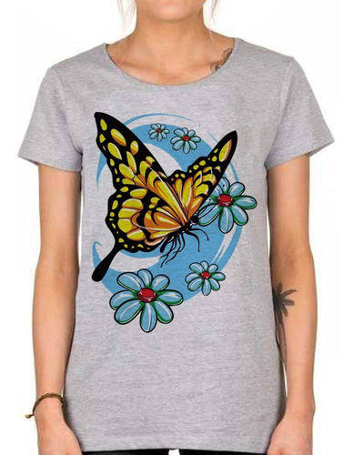 Remera De Mujer Mariposa Volando Sobre Flores Art