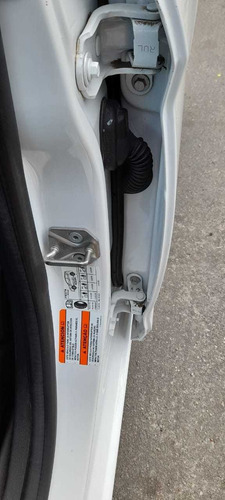 Imagem 13 de 15 de Ford Fiesta 1.5 Hatch 2013, O Mais Novo Da Cidade, Não Perca