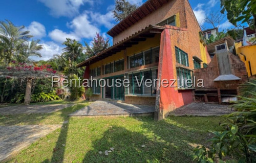 Casa En Venta En El Hatillo. Cecilia Gutierrez. 25-17968