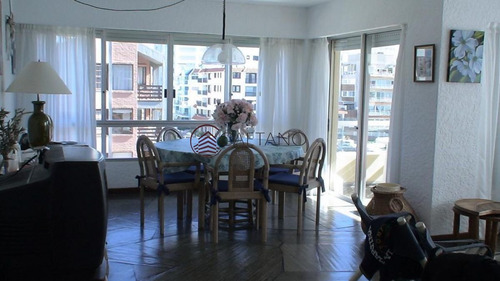 Imagen 2 de 21 de Apartamento En Venta Y Alquiler, Peninsula, Punta Del Este, 2 Dormitorios. - Punta Del Este Peninsula