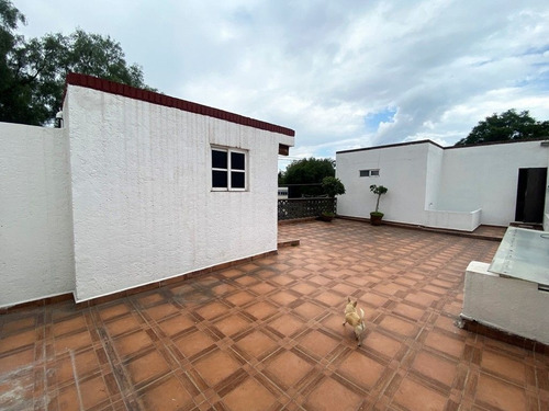Imagen 22 de 25 de Magnífica Casa Con Uso Suelo